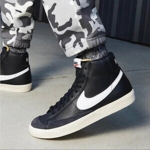 NIKE Blazer Mid 77 Black Leather High Top Sneakers Mens Lace Top Boots Shoes 5.5